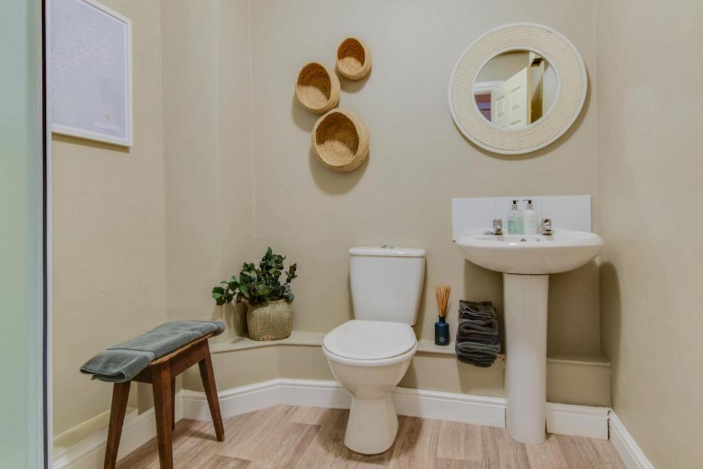 The Malthouse - Naturally Styled Central Apartment Cirencester Exteriör bild